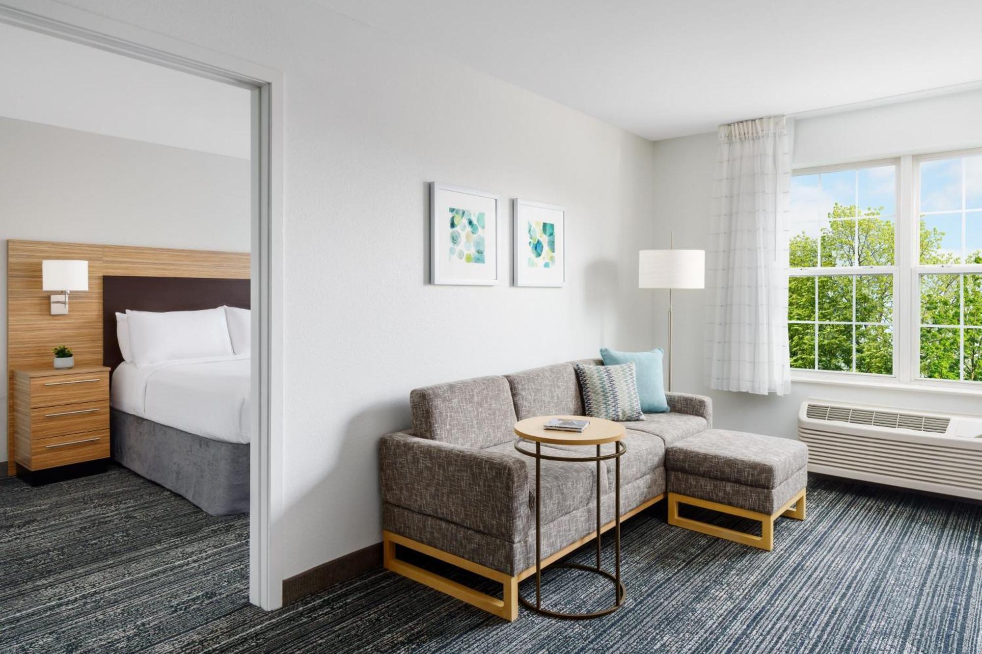 Towneplace Suites Manchester-Boston Regional Airport Exterior foto