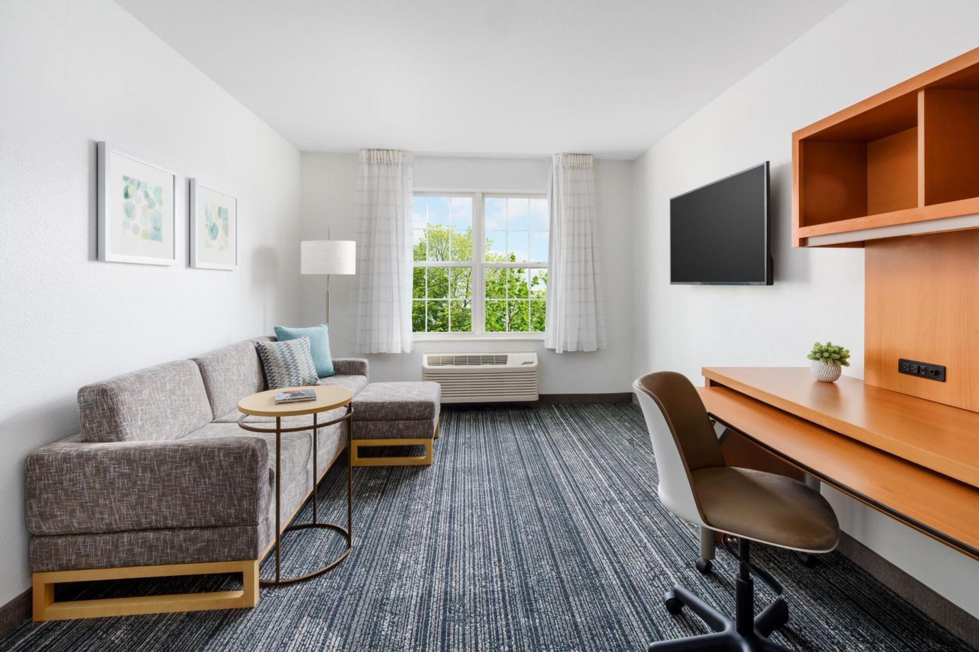 Towneplace Suites Manchester-Boston Regional Airport Exterior foto