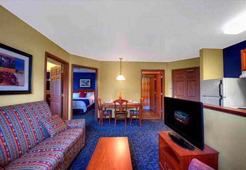 Towneplace Suites Manchester-Boston Regional Airport Exterior foto