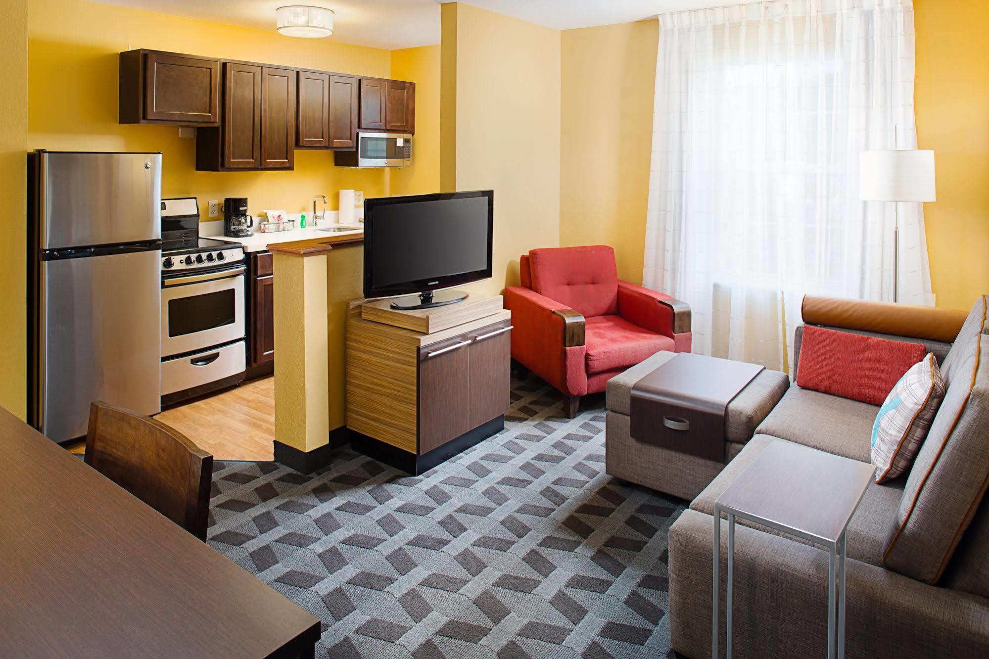 Towneplace Suites Manchester-Boston Regional Airport Exterior foto